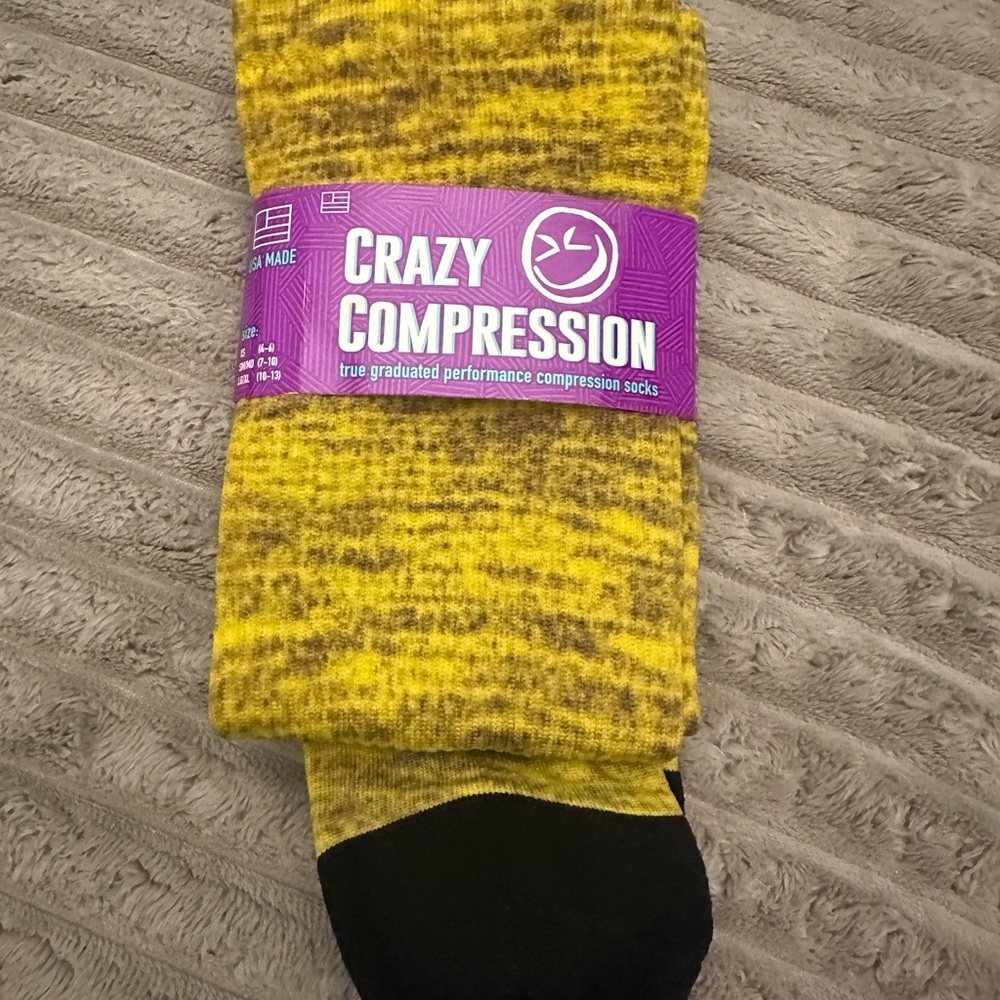 Crazy compression- Yellow and Black Socks